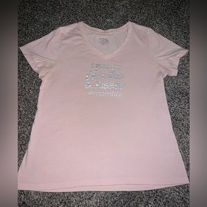 Pink vneck tshirt “i run on chocolate &kisses #momlife”